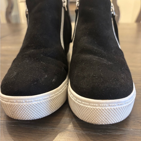 Black Suede Girls Boots - Picture 2 of 5